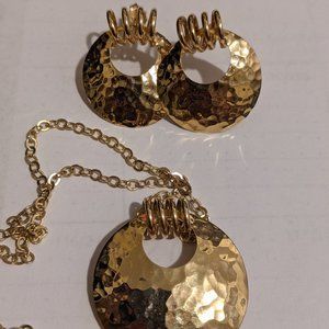 14KT Yellow Gold Disc Earrings & Pendant